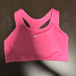 Nike Swoosh 1-Piece Pad Sports Bra